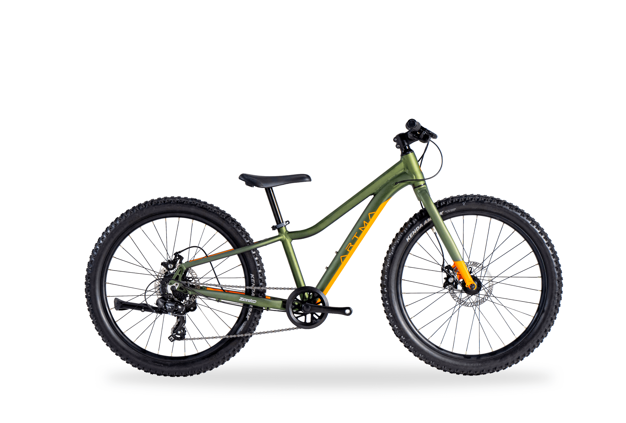 黒の背景に、青とシルバーのカーボンフレームのロードバイクの写真